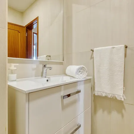 Quarto em Acomodações Particulares Familiar Com Vista Rio Num Partilhado *